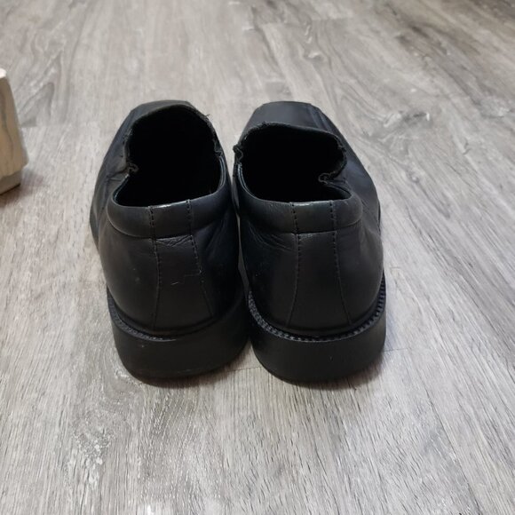 E Collection * Men's Black Leather Slip On Shoes 8 - Picture 3 of 10